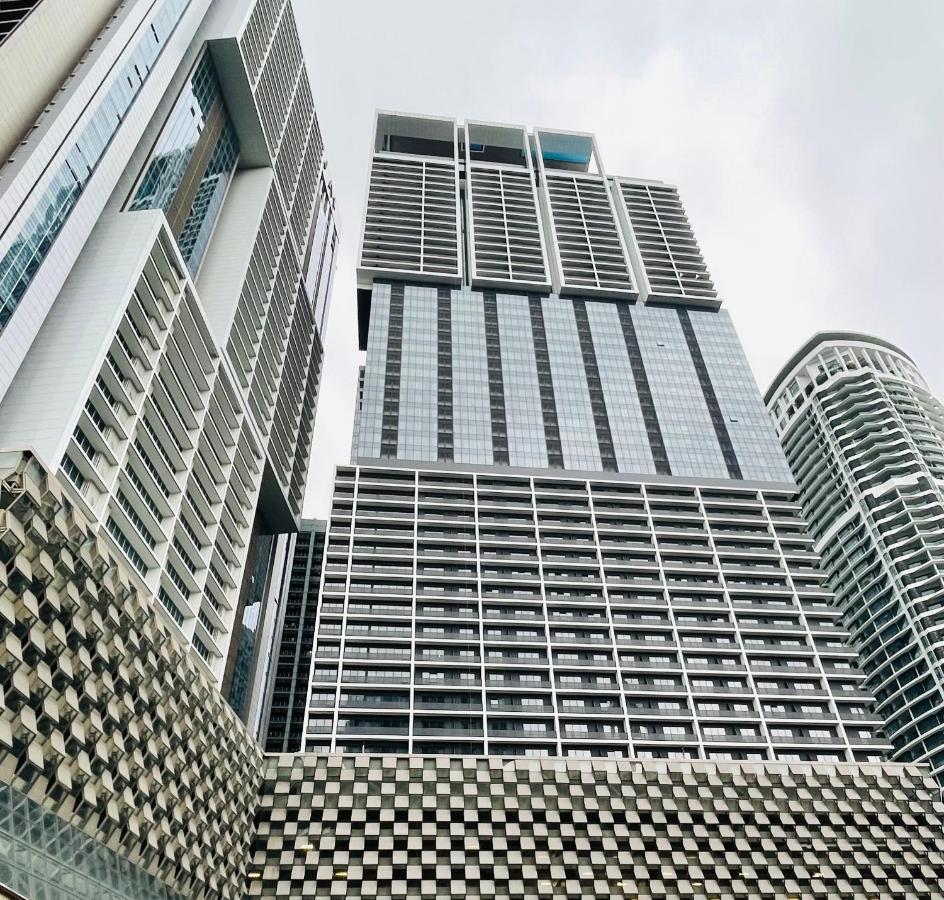 Platinum Service Suites Klcc By Sa Kuala Lumpur Exterior photo